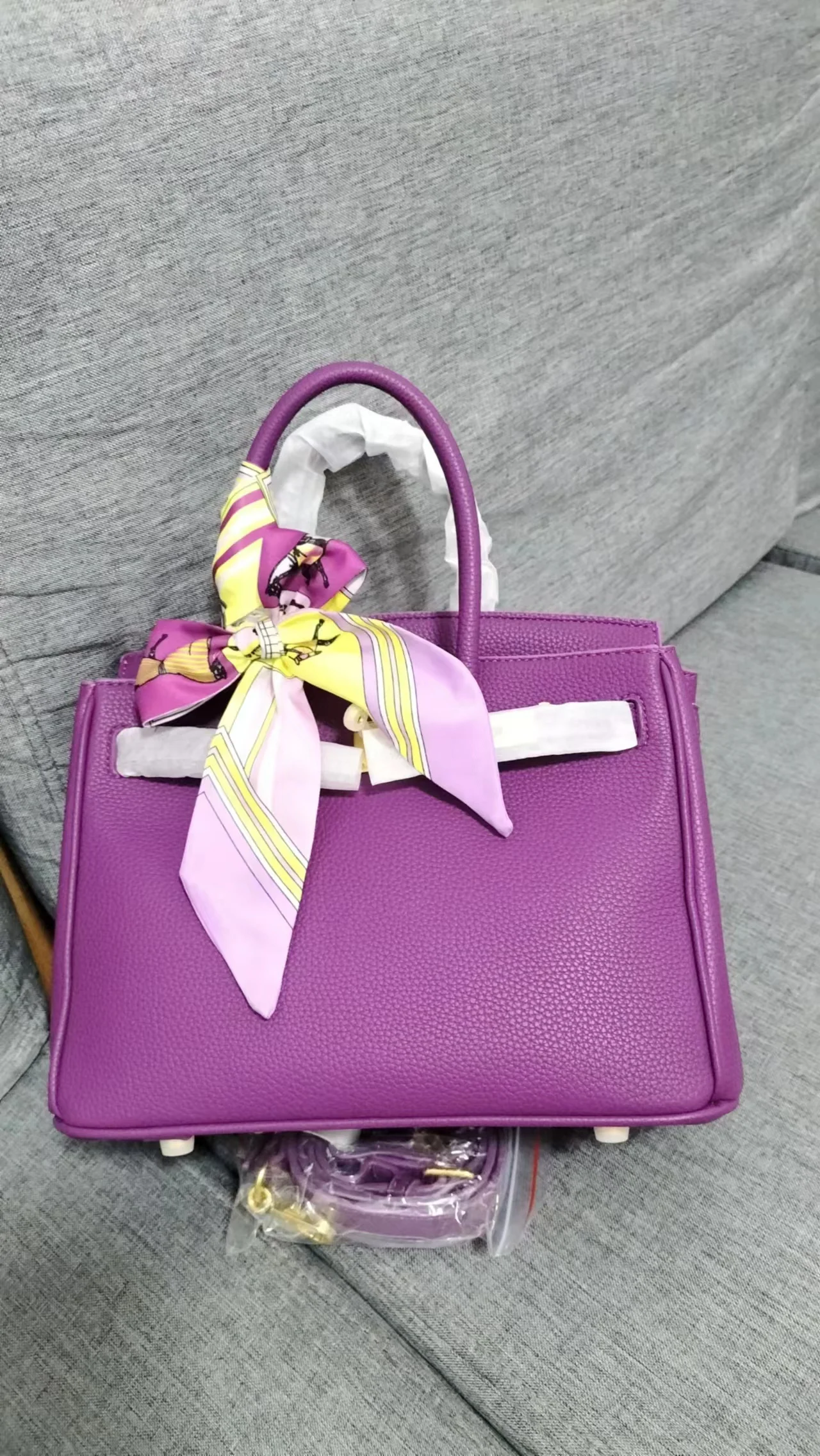 

Классическая женская сумка с зернистой текстурой личи, мягкие кожаные женские сумки, роскошная копия 2023, вместительные сумки на плечо