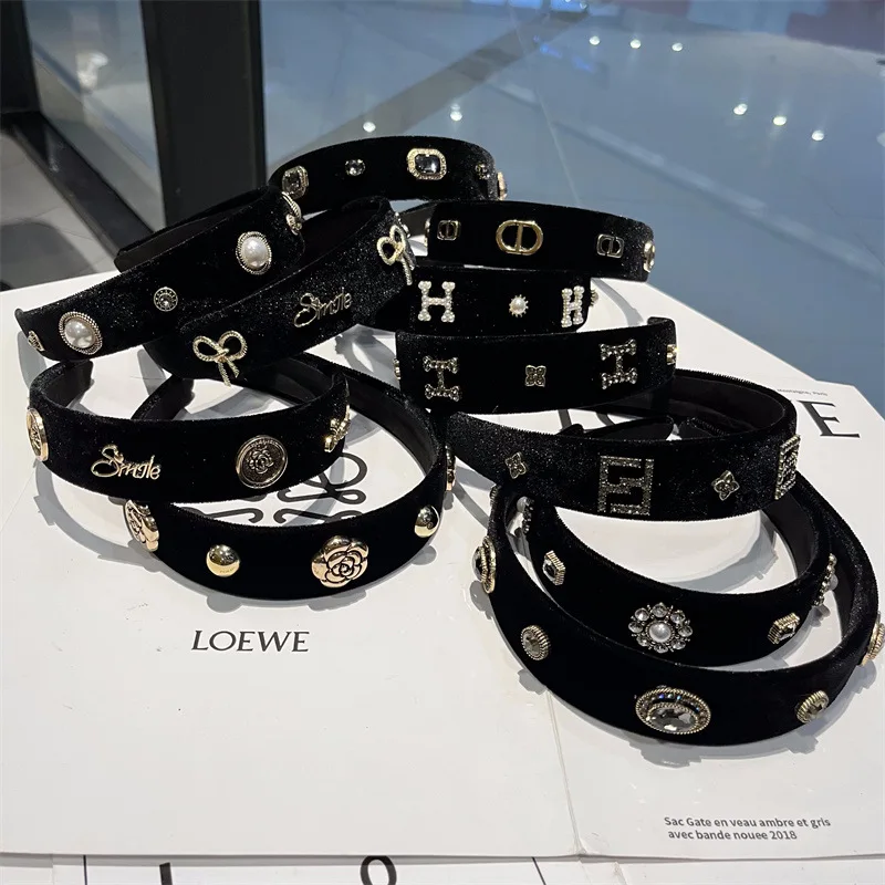 

Velvet Vintage Hair Band Small Fragrance Baroque Court Alloy Head Statue Headband Female Hair Jewelry