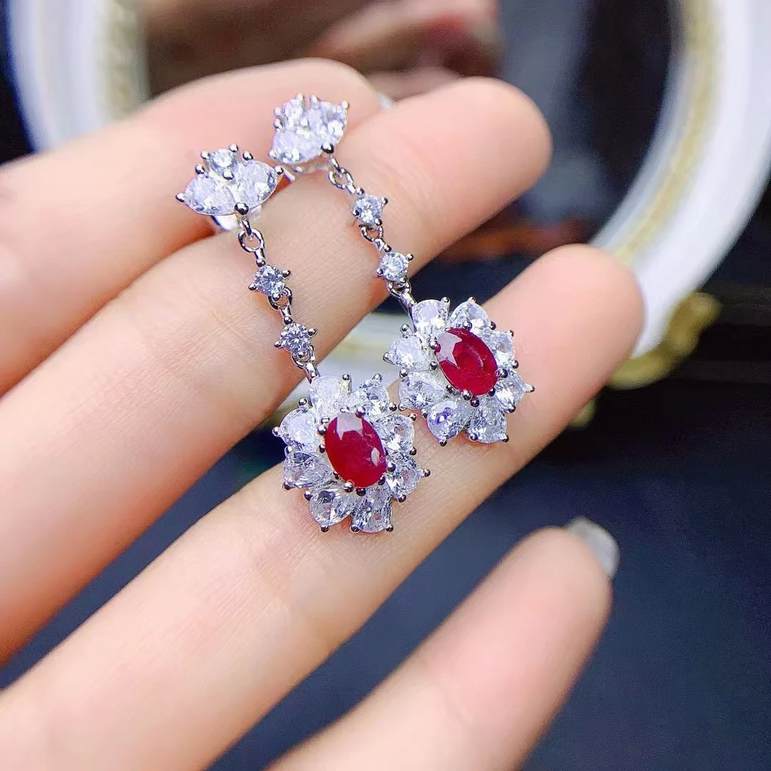 Серьги-подвески из серебра 925 пробы с натуральным Рубином 4 Х6 мм