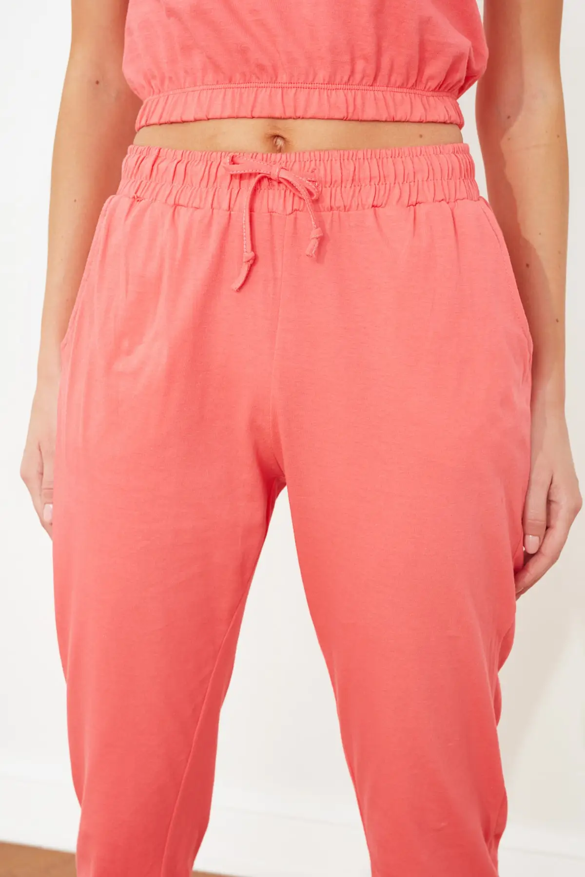 

Trendyol Printed Knitted Pajamas Set THMSS21PT1230