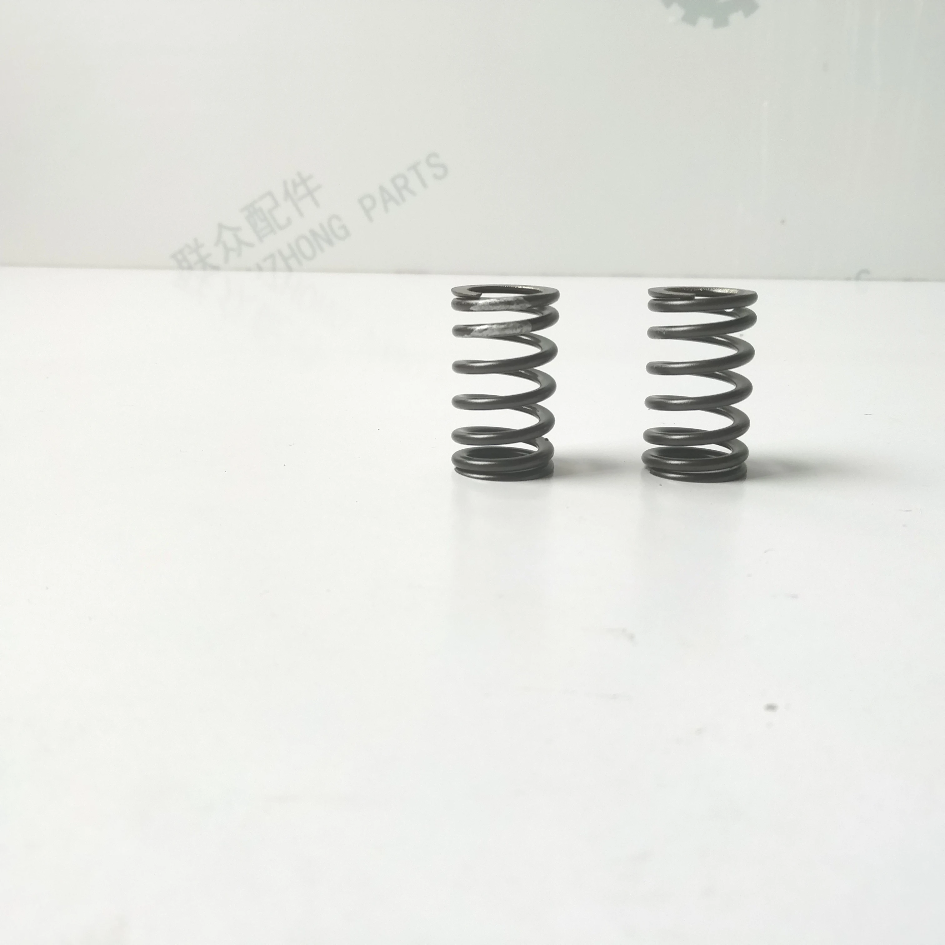 

Diesel Engine ISDe Valve Spring 4936080