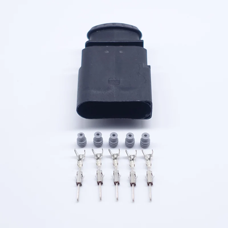 

XG7055A-1.5-11/21 5-контактный разъем 1,5 мм 1J0 973 705