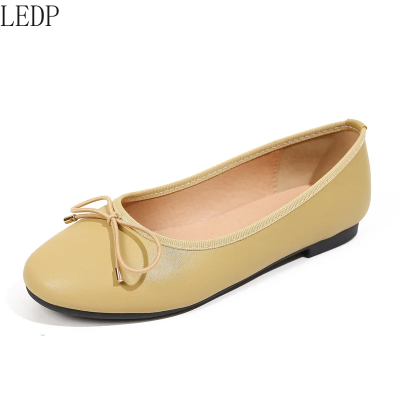 

Small Green Shoes Shallow Mouth Pumps Women's 2022 New Autumn Bow Flat Shoes Women's Large Size Women's Shoes