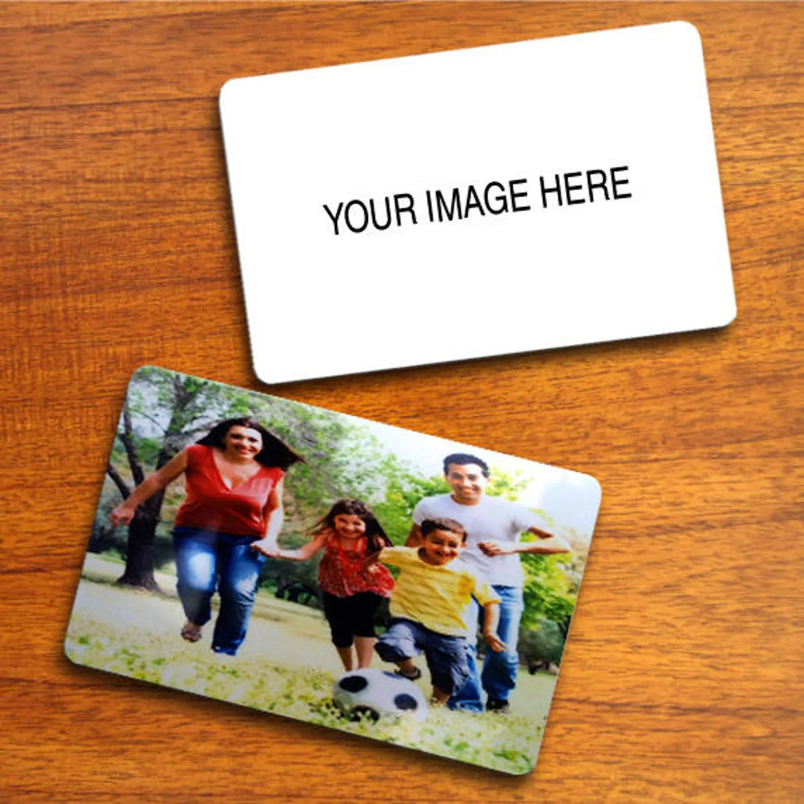 Персонализированные визитные карточки из ПВХ