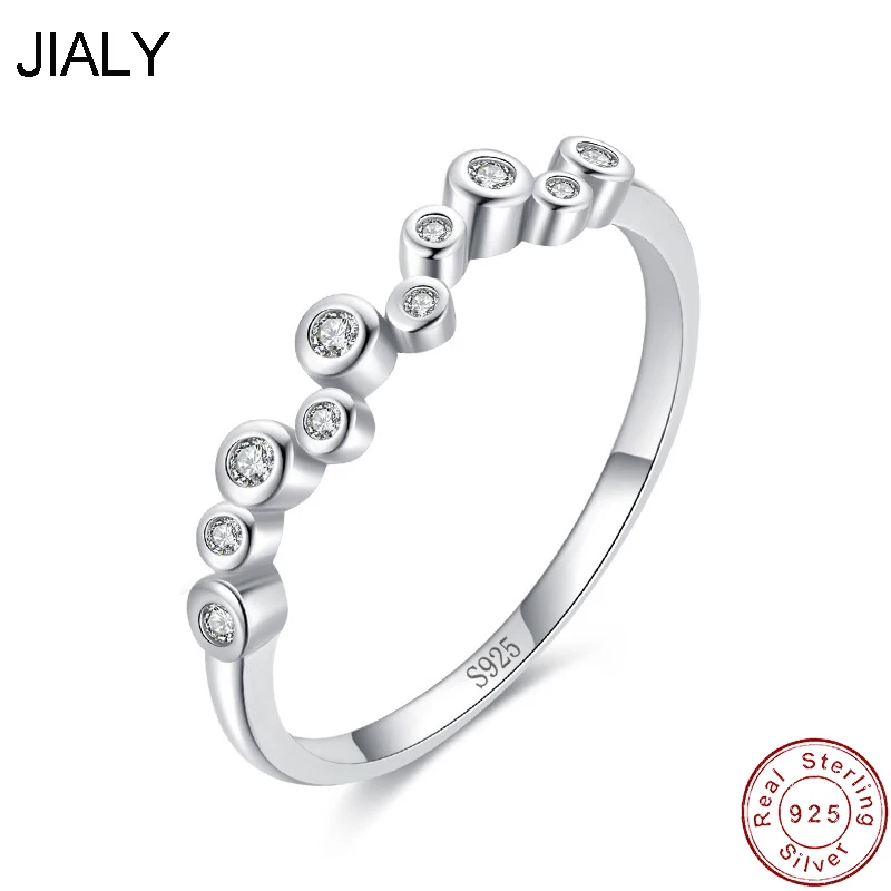 

Женское кольцо из серебра 925 пробы, с фианитом