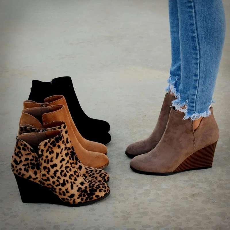 

2022 Pointed Toe Booties Winter Women Leopard Ankle Boots Footwear Platform High Heels Wedges Shoes Woman Bota Feminina