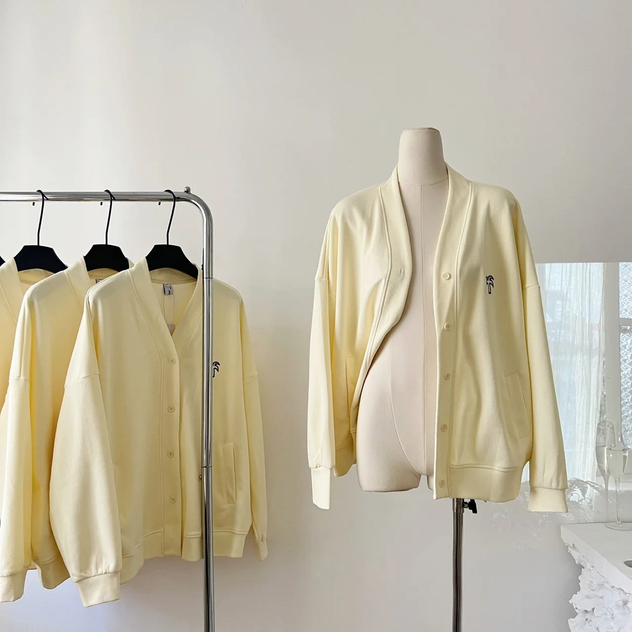 

Lauri Laki Sweaters Women Knitting Cardigans Casual Autumn 2023 Solid V-neck Long Sleeve Outwear