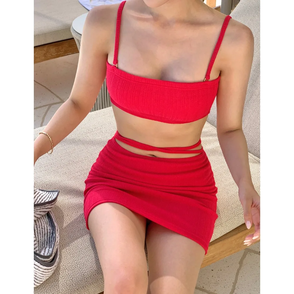 2023 южнокорейский новый сексуальный однотонный пляжный купальник на бретелях для