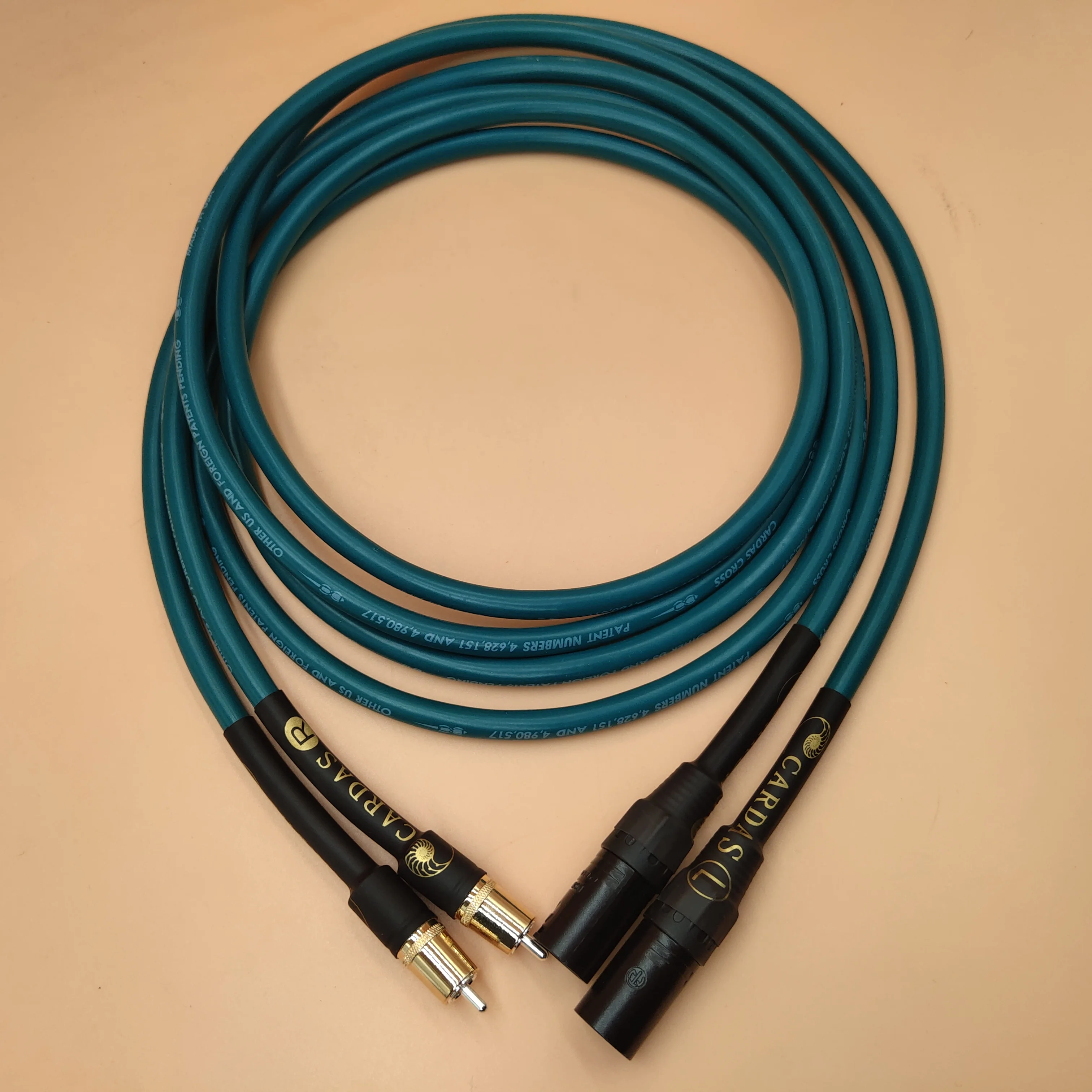 1 пара сбалансированный аудиокабель с RCA на XLR |