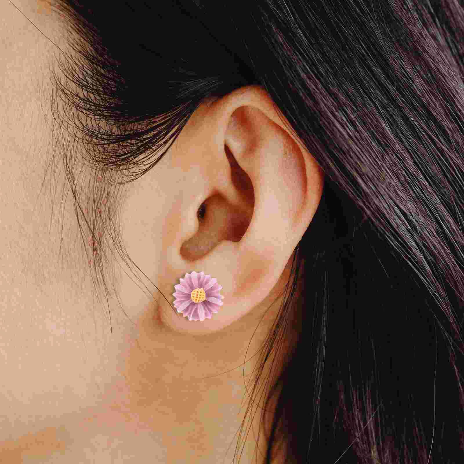 

8 Pairs Ear Studs Teen Girls Daisy Earrings Fashionable Flower Earrings Cute Ear Jewelries for Women