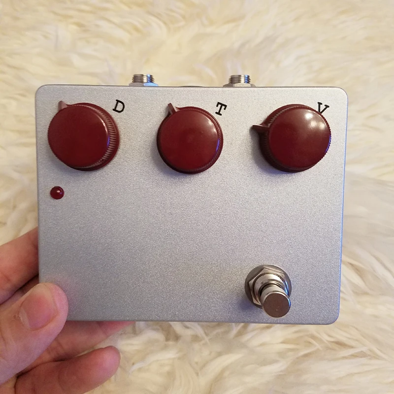 Фото 68pedals Klon Centaur Klone, Centaur Klone, работает от блока питания 9В, эффектор овердрайва Centaur. №1