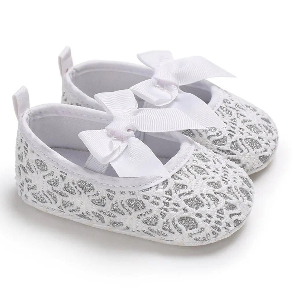 

OUTAD Newborn Baby Girl Shoes Fashion Baby Moccasins Lace Bowknot Decor Soft Bottom Soled Non-slip Crib First Walker Baby Shoes