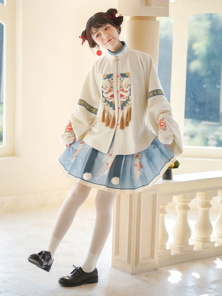 

Winter Han element wool coat improved horse face skirt suit hanfu