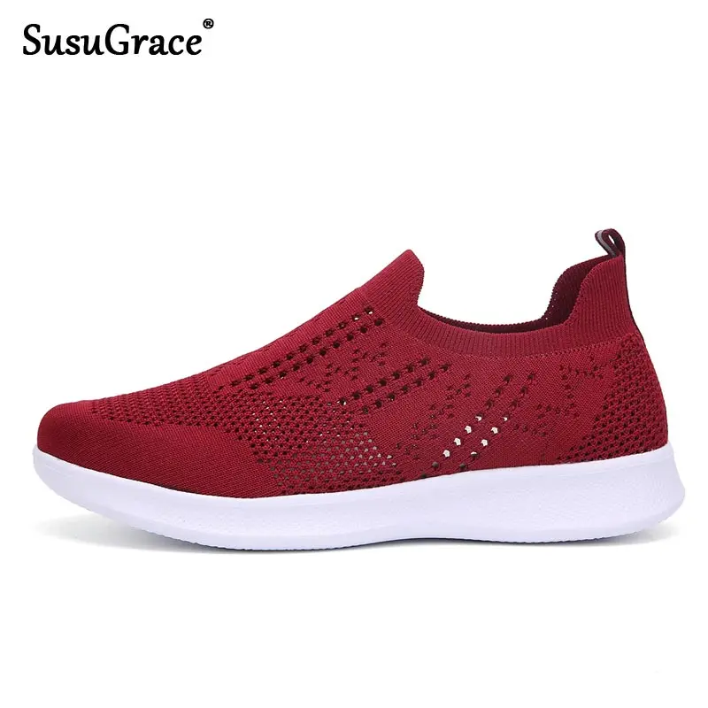 

SusuGrace Summer Women Walking Shoes Trendy Light Sport Female Footwear Mesh Breathable Jogging Sneakers Outdoor Slip-on Black