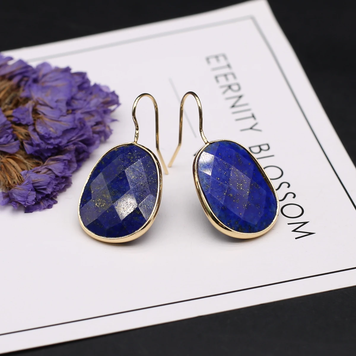 

Natural Stone Earrings A Pair Natural Amethysts Flash Labradorites Earrings for Dangle Long Lady Earrings Jewelry 33x17.5mm