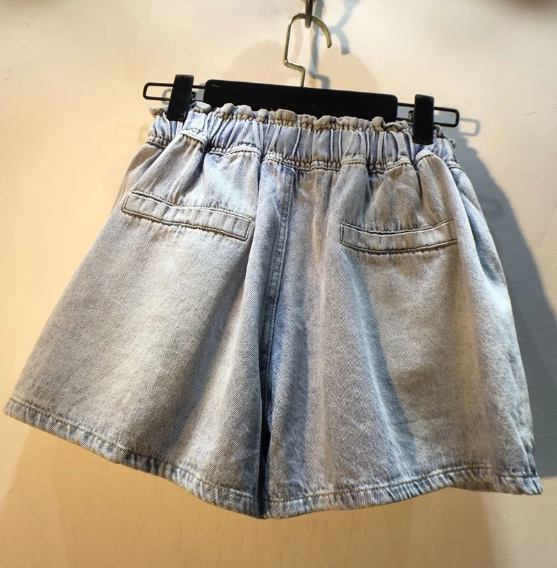 European Style 2022 Summer New Exquisite Rhinestone Beaded High Waist Loose Wide Legs Denim Shorts Streetwear Short Pants Women