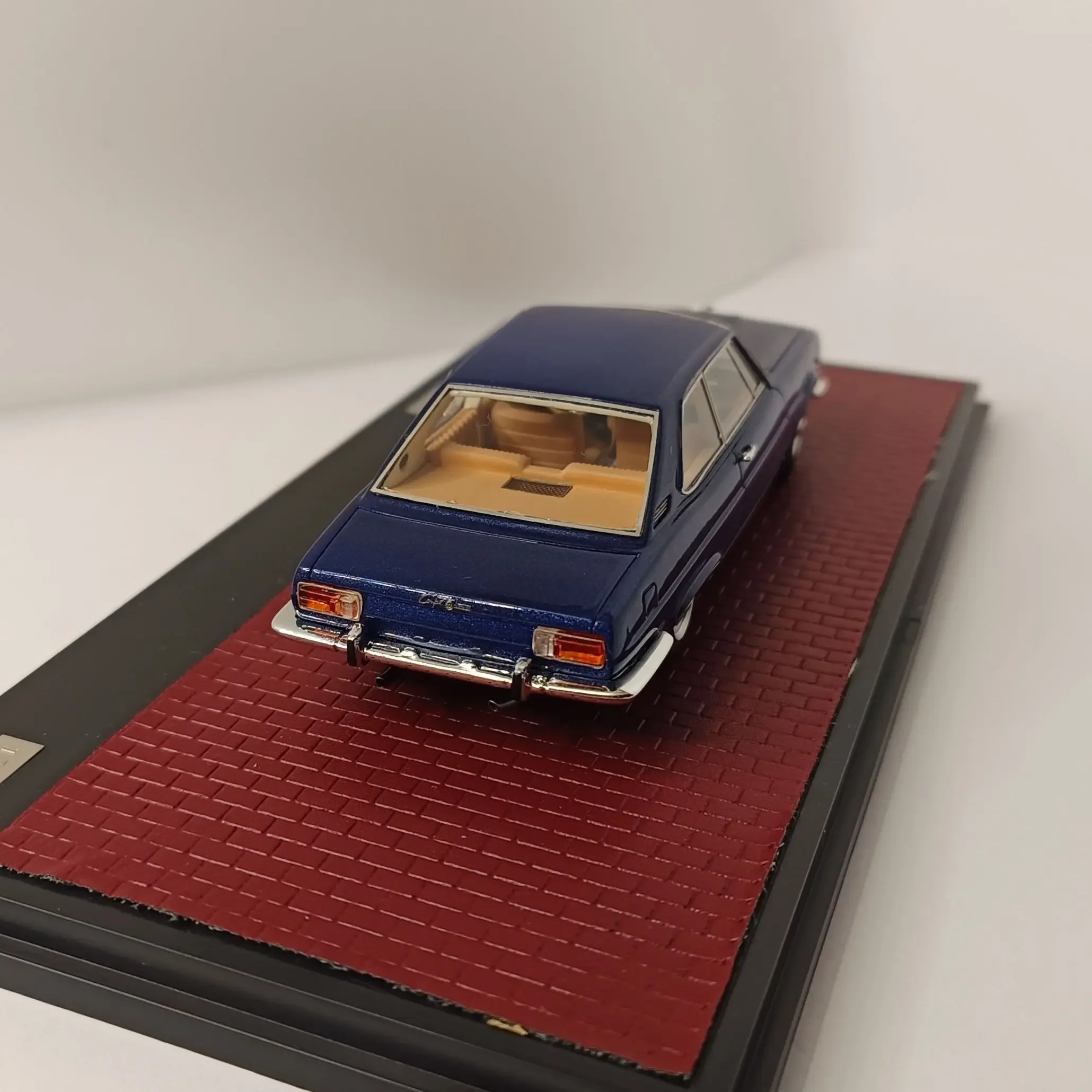 Коллекционная модель в масштабе 1:43 для FT Bertone 1966 модели автомобилей из смолы