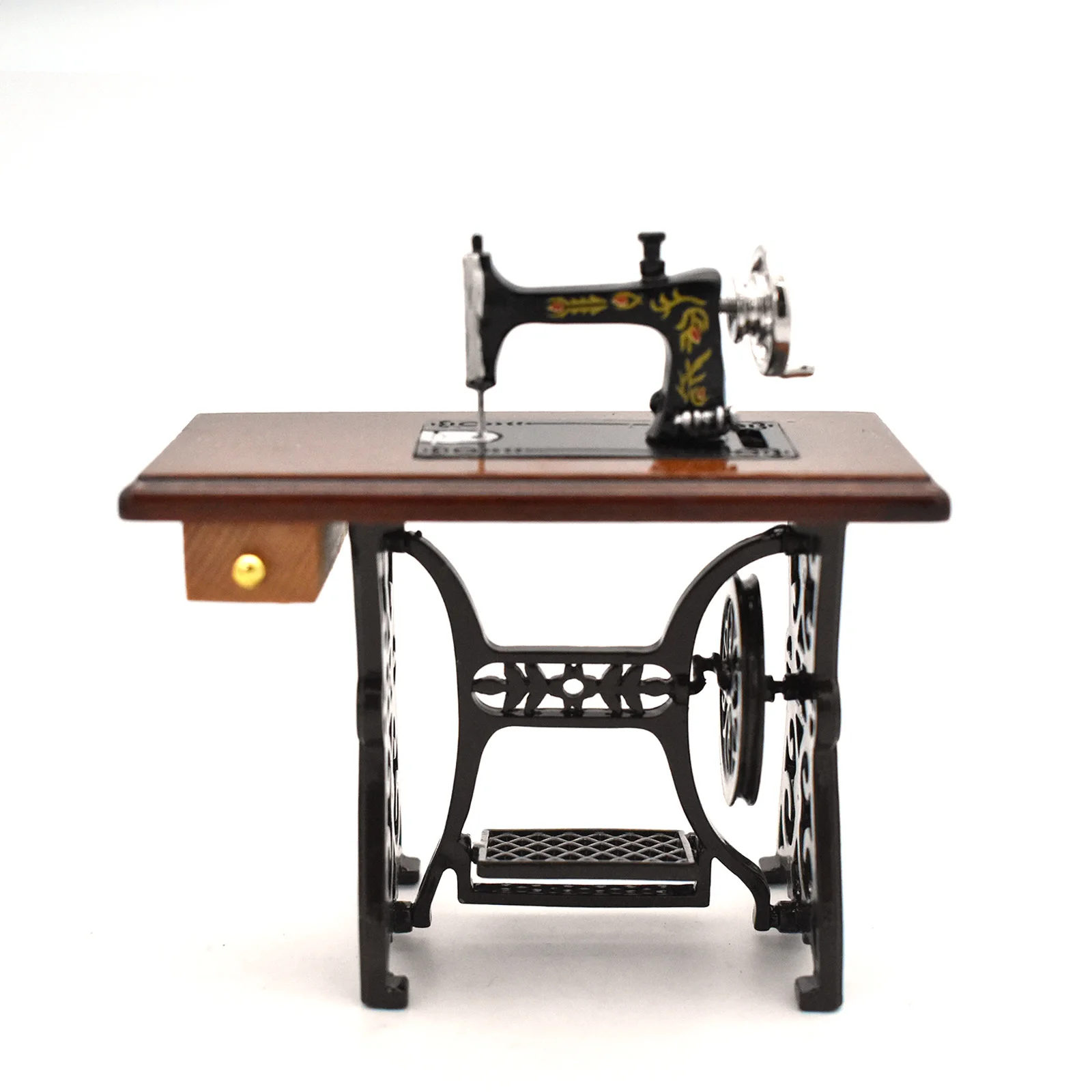 

Dollhouse Decoration Miniature Vintage Sewing Machine Model Classical Desk Decor Birthday Valentine's Day Holiday Christmas Gift