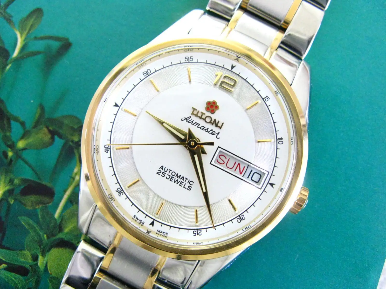 

Titoni 207 Inventory Airmaster White dial Gold plated Steel Swiss Men's Mechanical Watch ETA 2836-2
