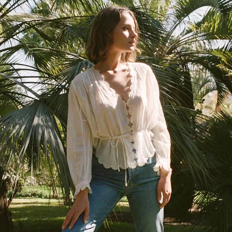 

Women Embroidered Scallop Lace Deep V-neck Pleated Striped Waist Shirt 2023 Spring and Summer New