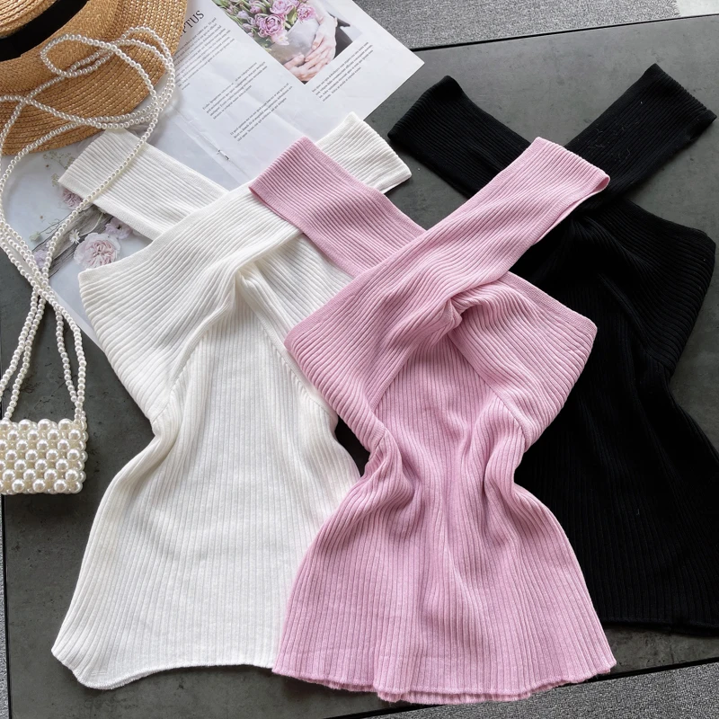 

Chic Halter Knitted Tank Top Sexy V-neck Sleeveless Crop Top Basic Slim Vintage Tanks and Camis Fashion Summer Women Clothes