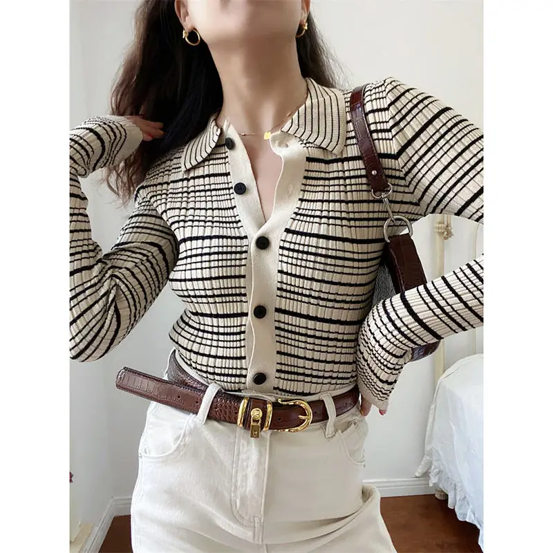 

Striped bottoming cardigans sweater Female in the early spring 2023 POLO collar jacket long sleeve knit sweater cardigan female