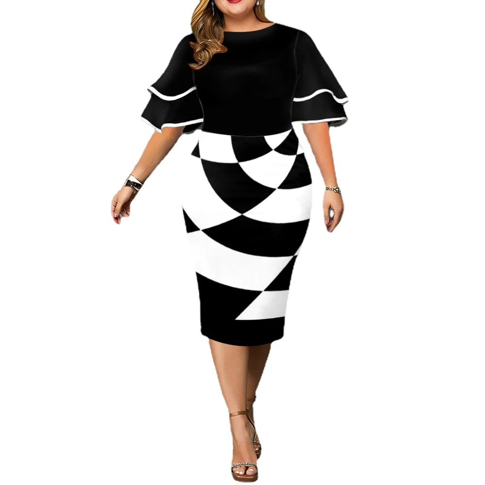 

Женское вечернее платье средней длины с рукавами-колокольчиками