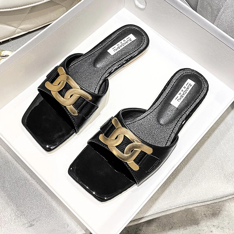 

Шлепанцы женские летние без застежки, блестящие мюли с золотой цепочкой, сланцы, большие размеры 43