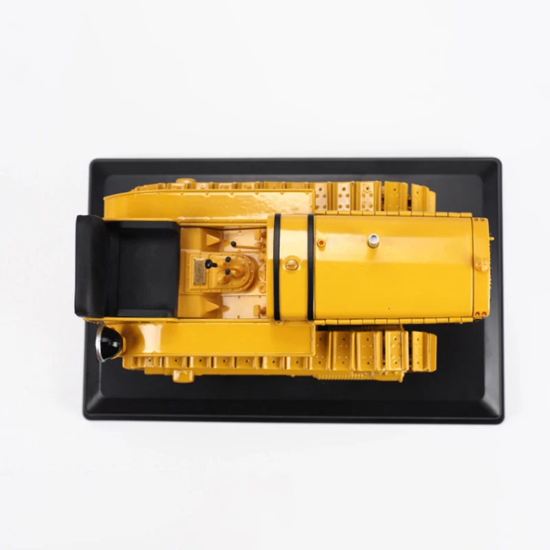 Maisto Масштабная модель трактора CAT 25 из сплава 1:16