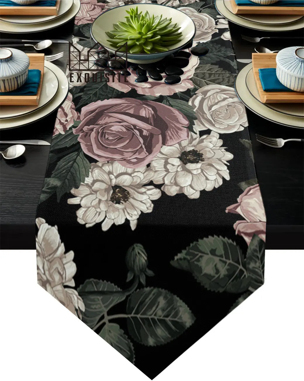 

Декоративная скатерть в виде растений, цветов и зеленых листьев