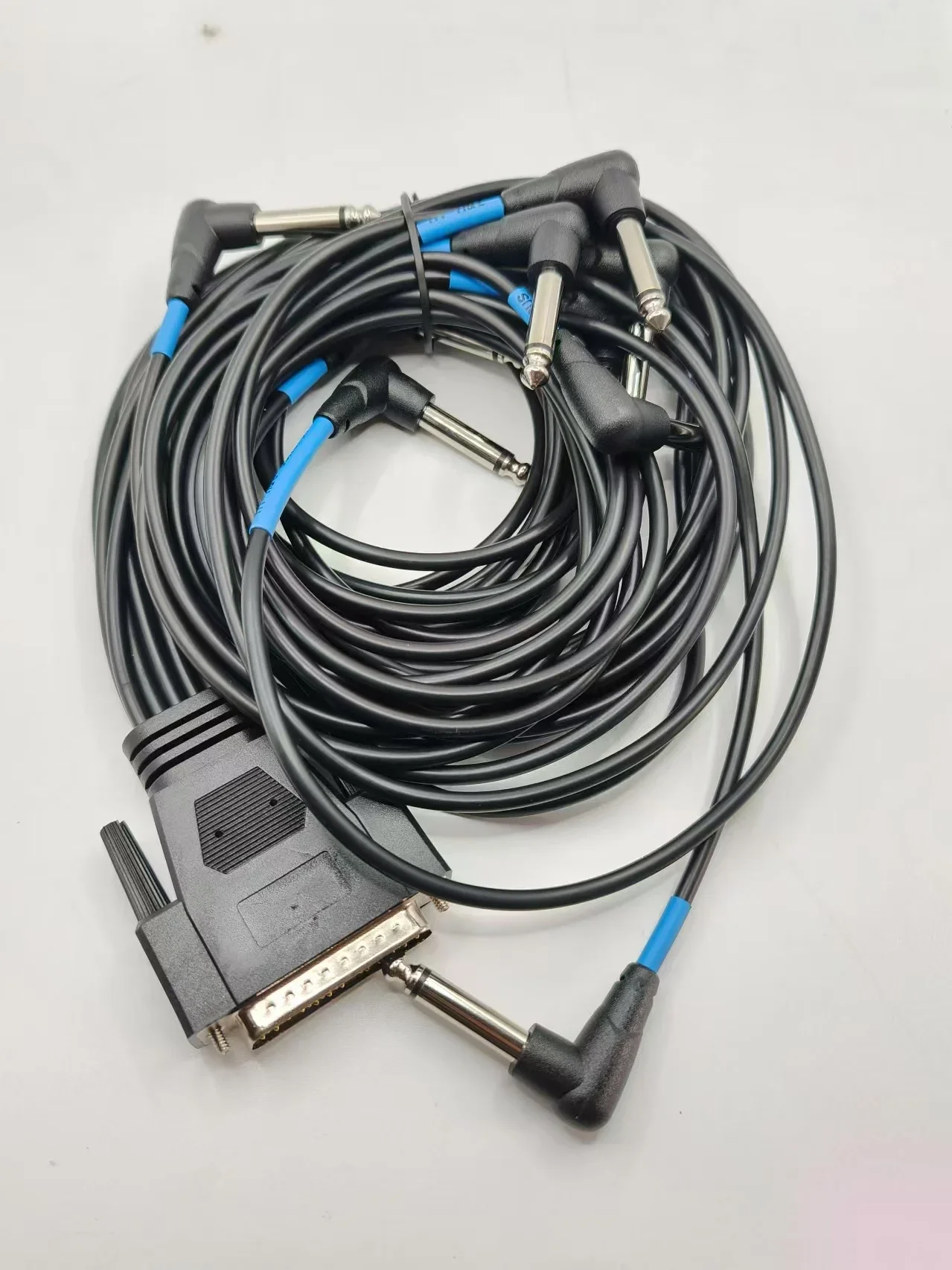 Триггер для подключения кабеля провод проводов alжеса DM6