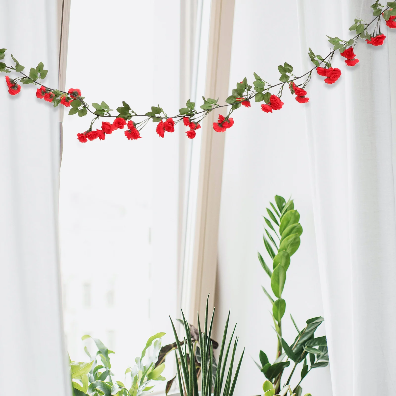 

Artificial Rose Vine Garland Party Flower Decorations Plant Decorative Ornament Delicate Arch Wedding Household Adorn Ornaments