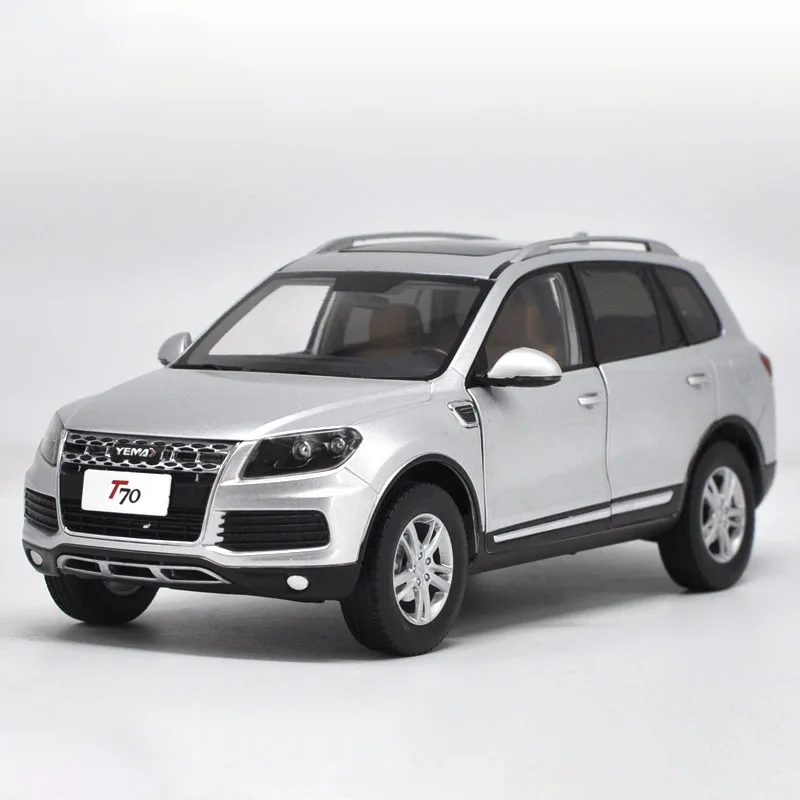 

Diecast Alloy 1:18 Scale T70 Alloy Car Model Ornaments Souvenir Display Vehicle Toys Gift Decoration Show