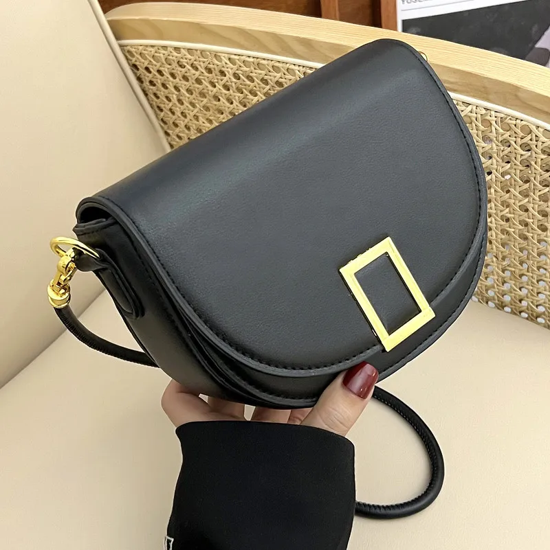 

High Quality Ladies Retro Saddle Bag 2022 New Women's Bag Fashion Foreign Style Messenger Bag Hot Selling Net Red Shoulder Bag