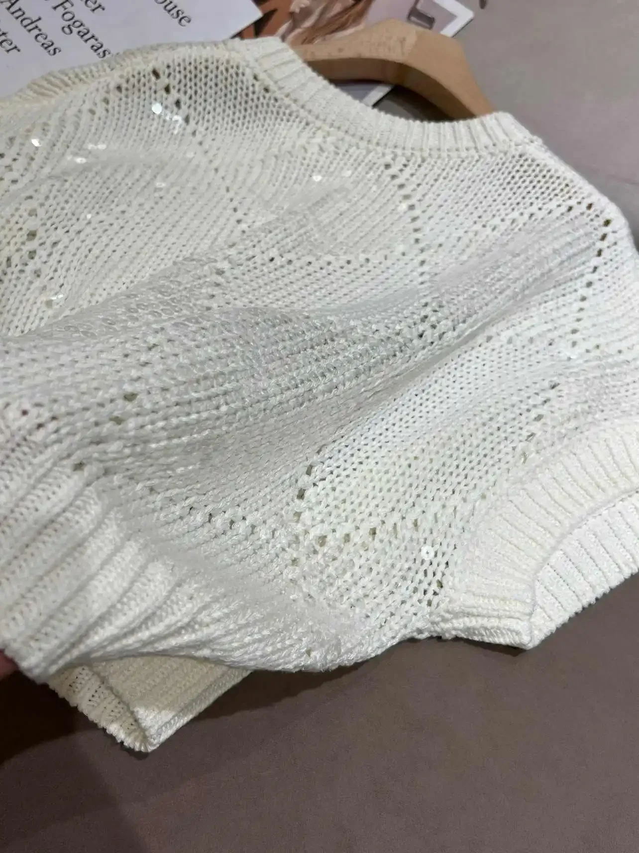 Роскошный новый топ с короткими рукавами и вышивкой блестками в ромбовидной