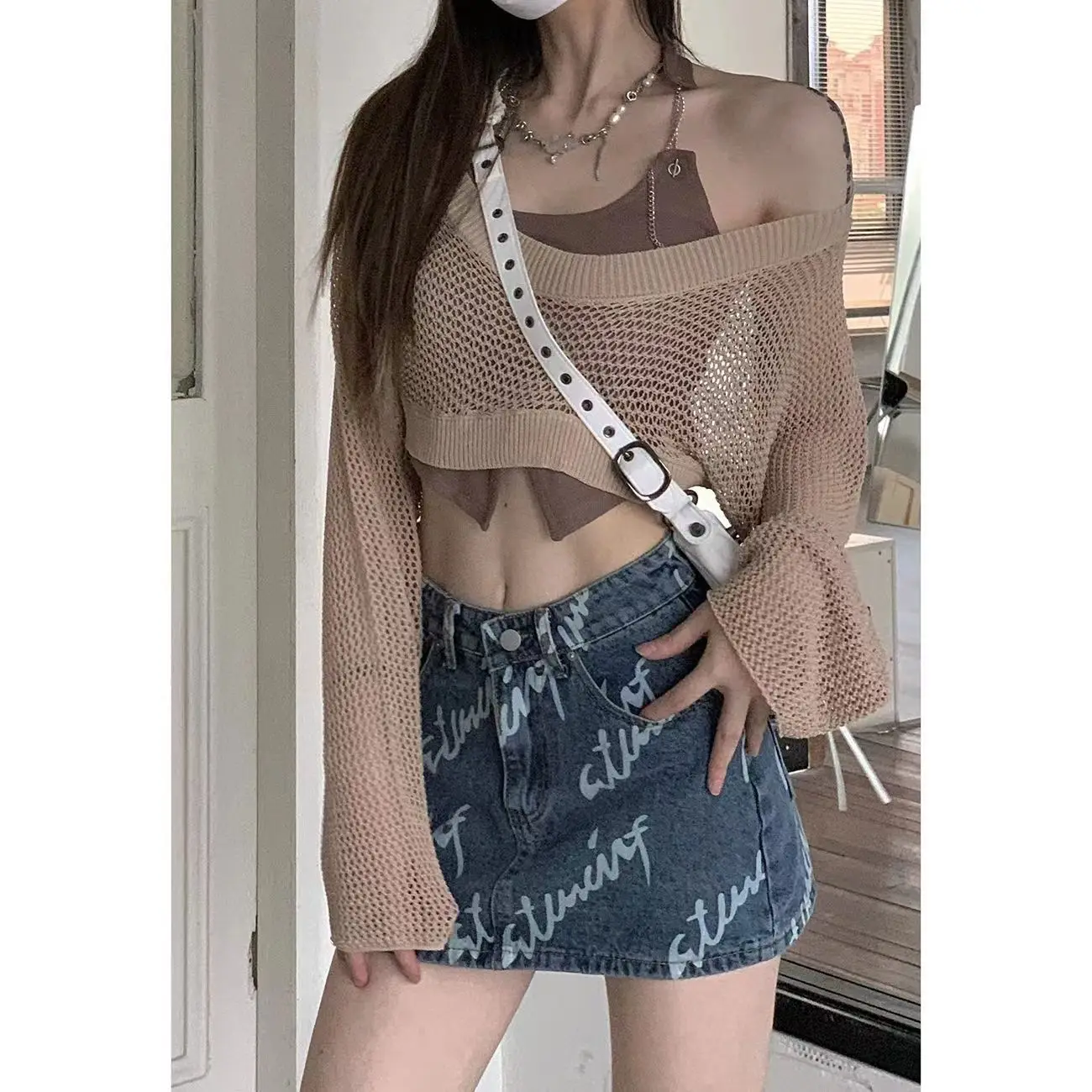 

Женский трикотажный костюм с лямкой на шее, облегающий трикотажный топ с вырезами и цепочкой, модель Y2k в Корейском стиле на лето, 2023