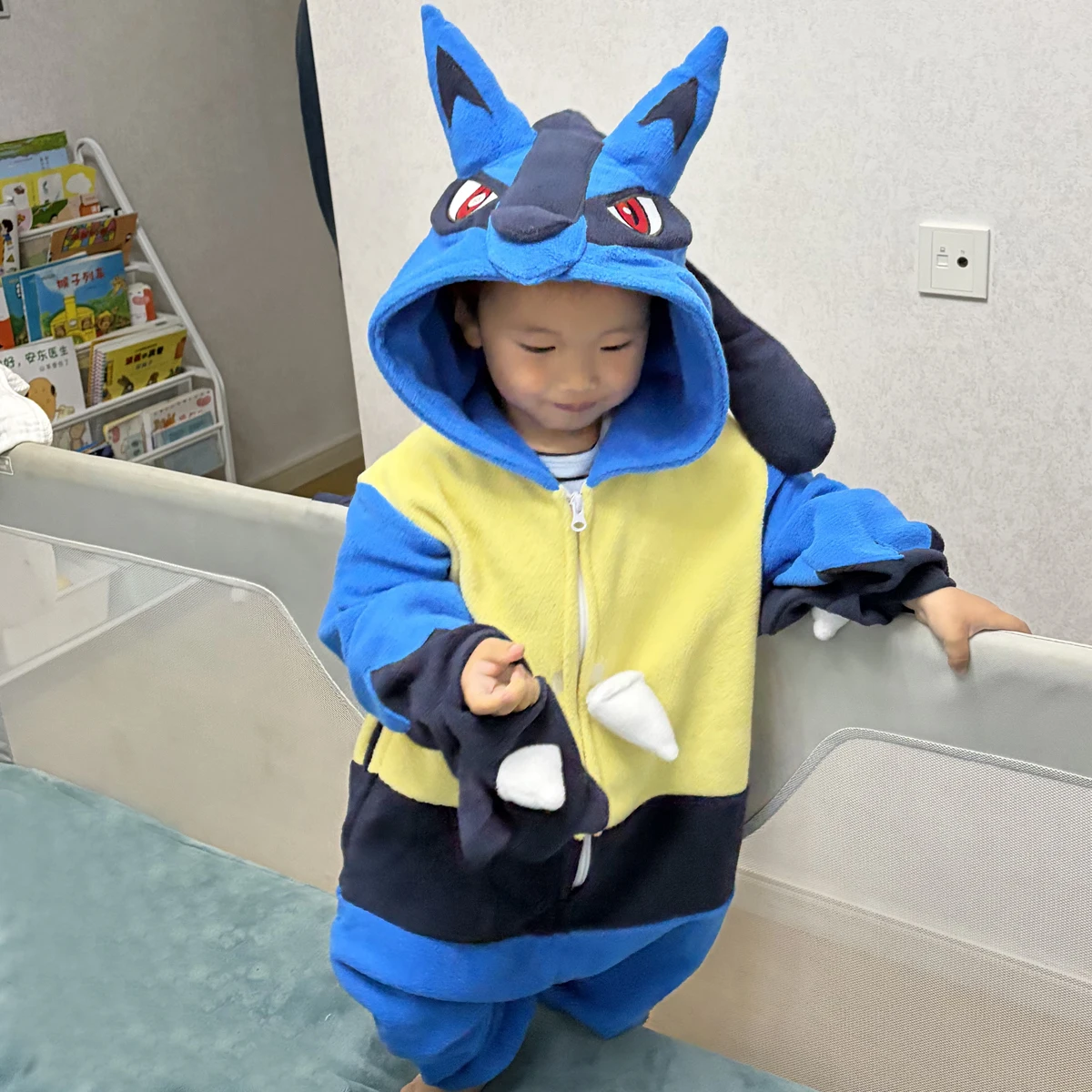 Фото Детские комбинезоны Lucario Kigurumi, детские цельные пижамы, костюм для косплея с героями мультфильмов, одежда для сна на Рождество и Хэллоуин, домашняя одежда в стиле аниме №4