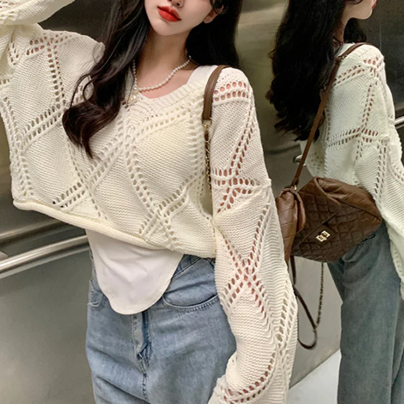 Кроп-Топ женский с круглым вырезом и длинным рукавом свободного покроя