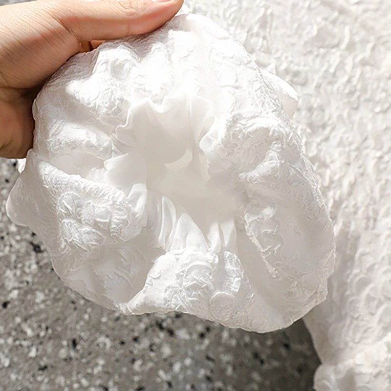 Женское шифоновое мини-платье с V-образным вырезом