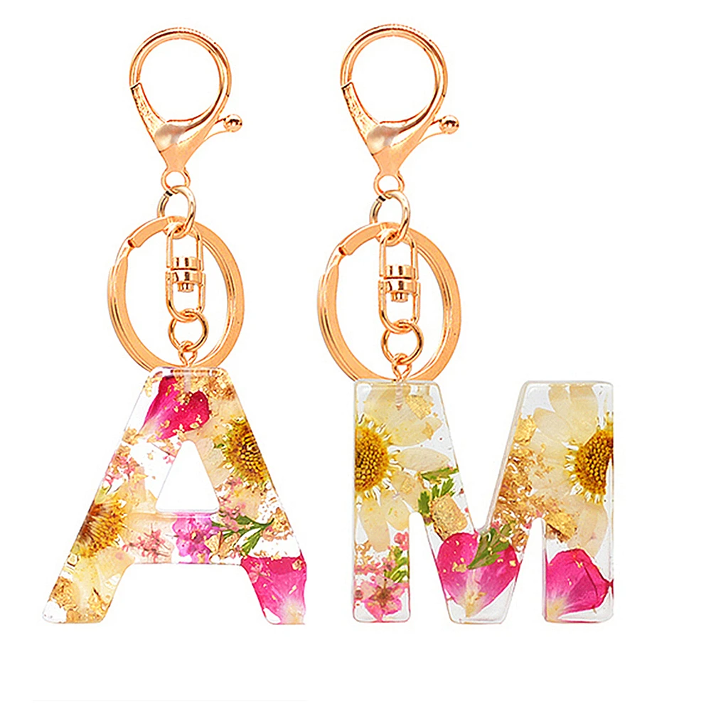 

26 Letter Pendant Keychains Fill in Dried Flower Resin Key Rings Women Exquisite Bag Ornaments Diy Accessories Best Friend Gifts