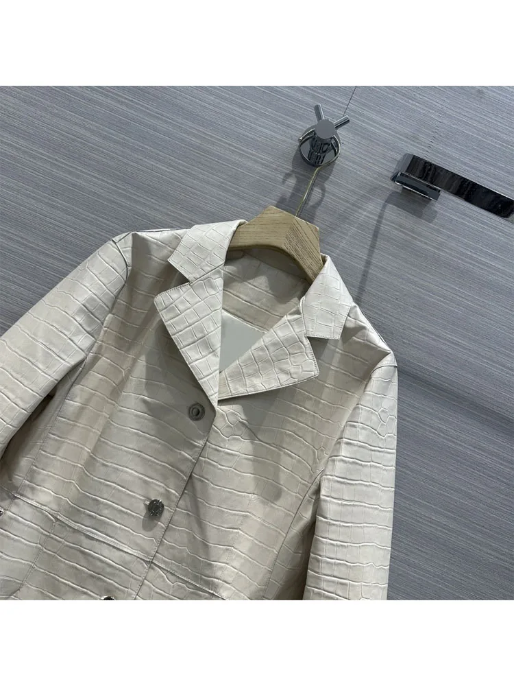 Рисунок 2 - Пиджак женский замшевый