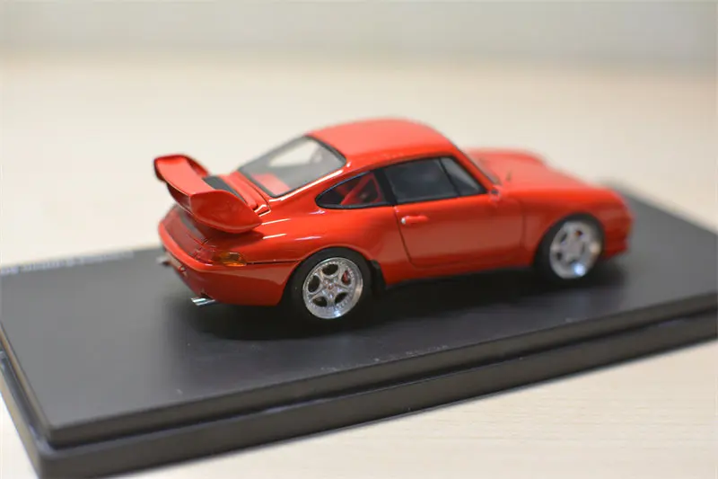 Фото Модель автомобиля Schuco 1:43 Porsche 911 (993) Cup 3.8 красного цвета из литого металла №3