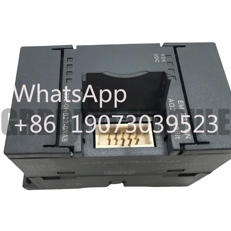 Новый оригинальный EM232-AQ2 6ES7232-0HB22-0XA0