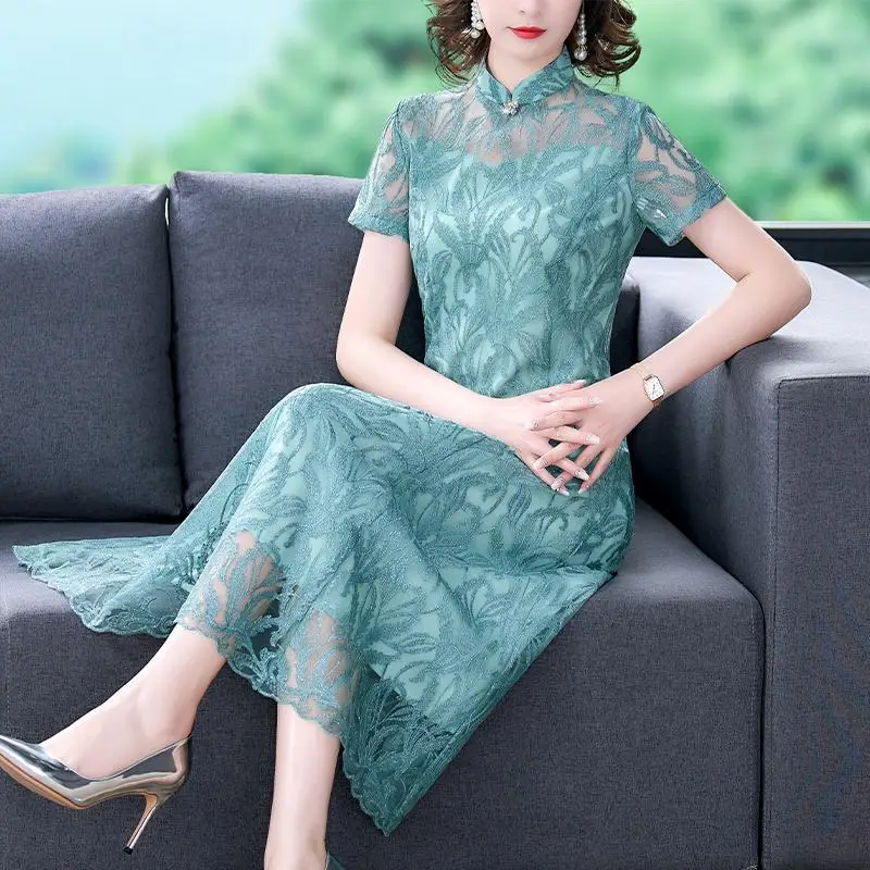 

High-end new Chinese style gold thread embroidery elegant and noble dress stand collar cheongsam summer short sleeve