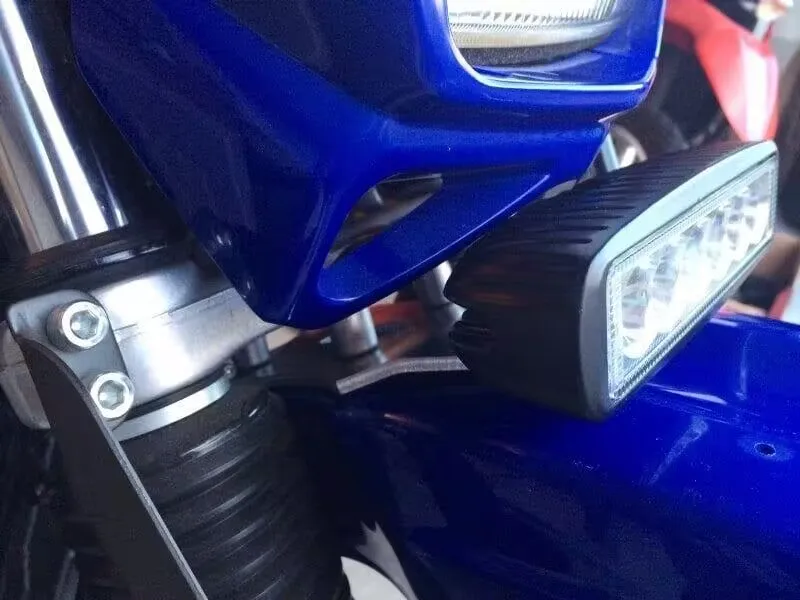 Диодная фара Suzuki DRZ 400