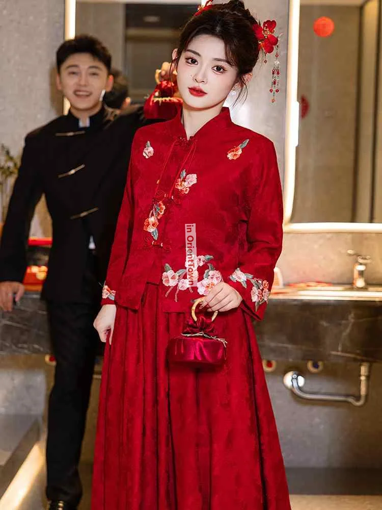 Фото Роскошное свадебное красное платье Xiuhe от OrientTown, традиционный китайский наряд невесты, платье для свадебного торжества и тостов, модель TP031 №4