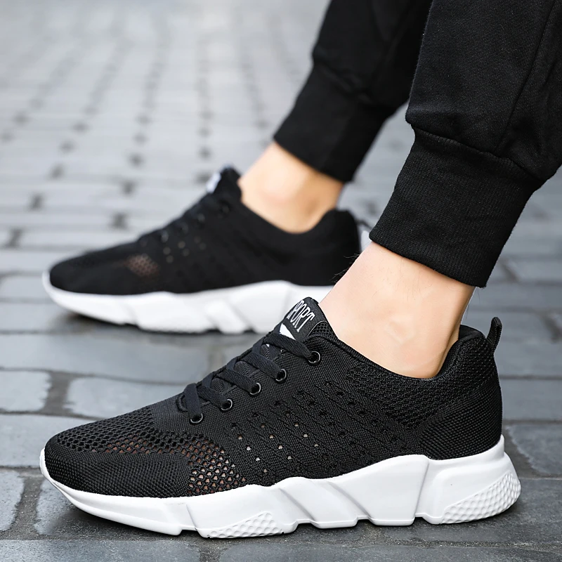 

2022 new best selling men's sports shoes hollow fly woven fabric shoes breathable couple women's running shoes
