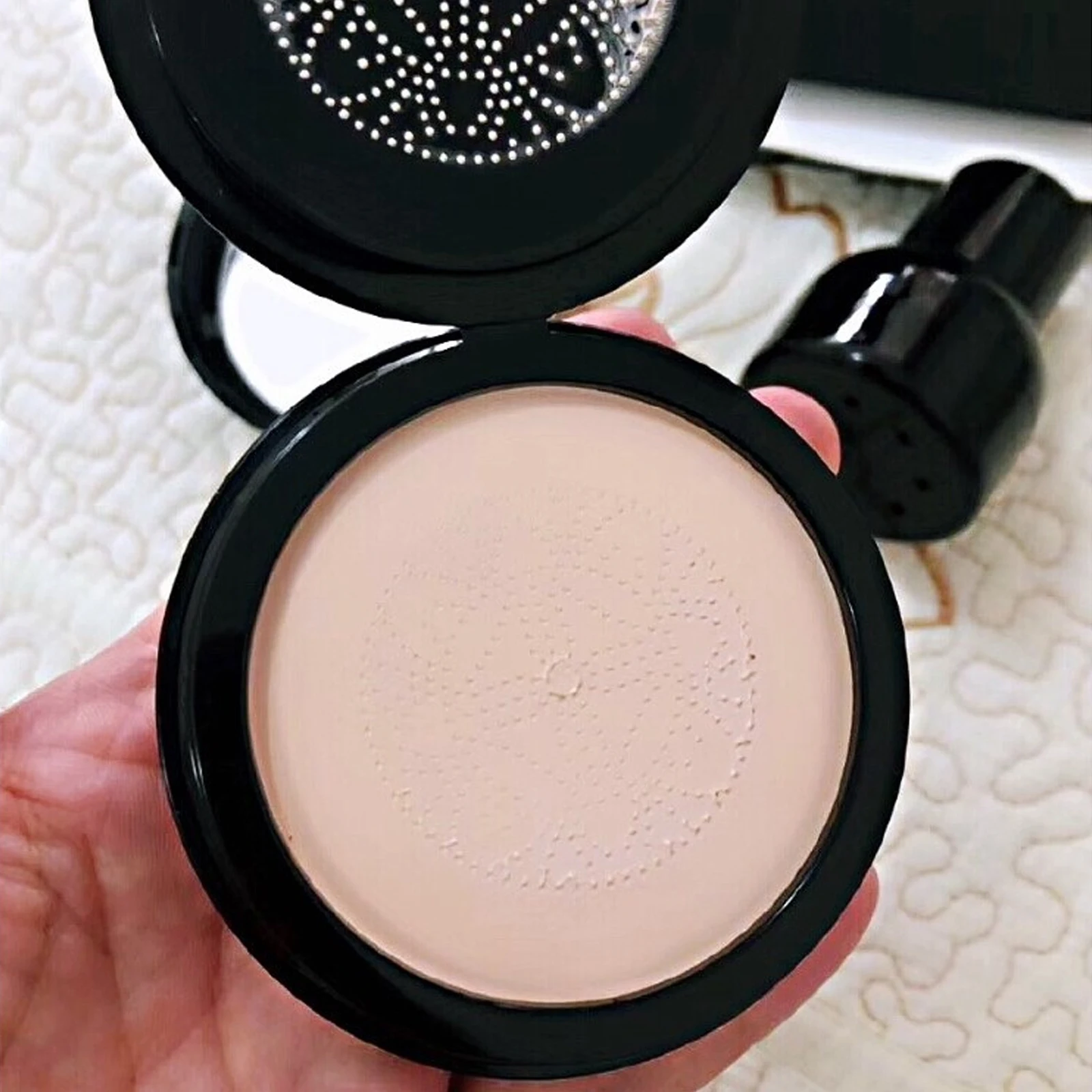

Mushroom Head Make up Air Cushion Moisturizing Foundation Cream Air-permeable Natural Brightening Makeup BB Cream