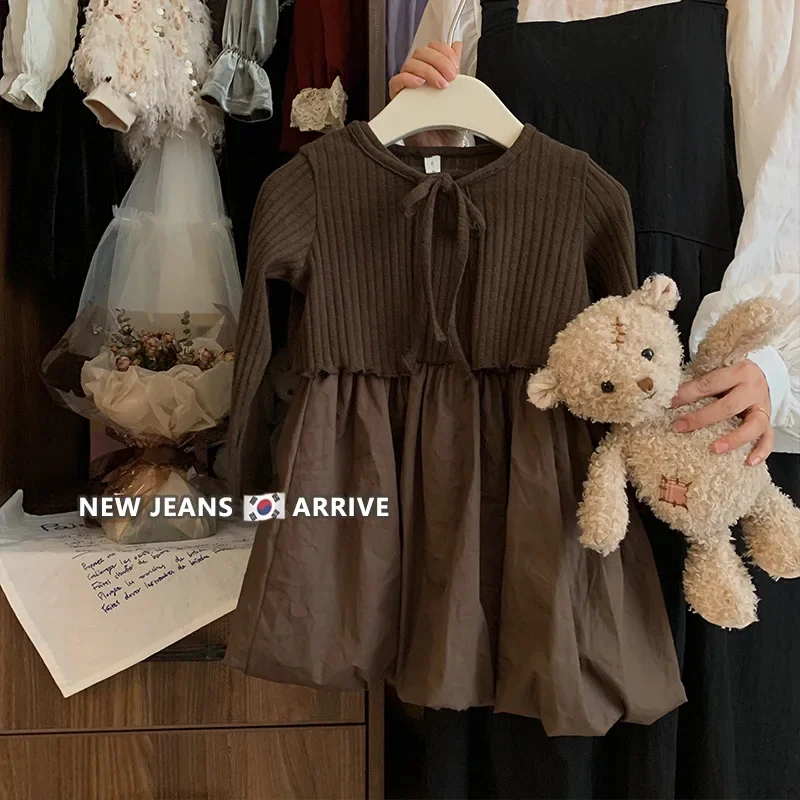 Новинка 2023 корейское платье для маленьких девочек лоскутное + вязаное пальто
