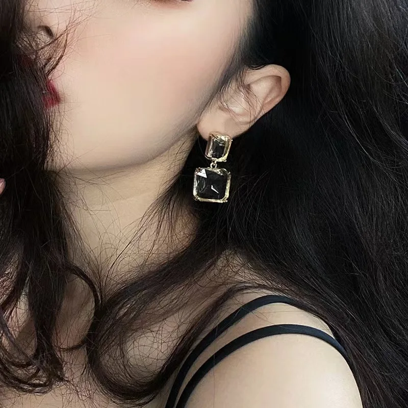 

Classic Drop Earrings Women Geometric Metal Transparent Crystal New Fashion Jewelry Aretes De Mujer Moda Female Oorbellen Party